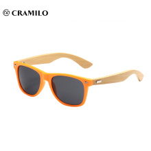 Lunettes de soleil en bambou de marque Cramilo avec logo15012